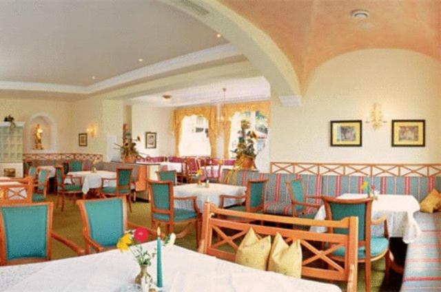Wohlfuehlresort Und Feriengut Martinerhof Санкт-Мартин-ам-Тенненгебирге Экстерьер фото